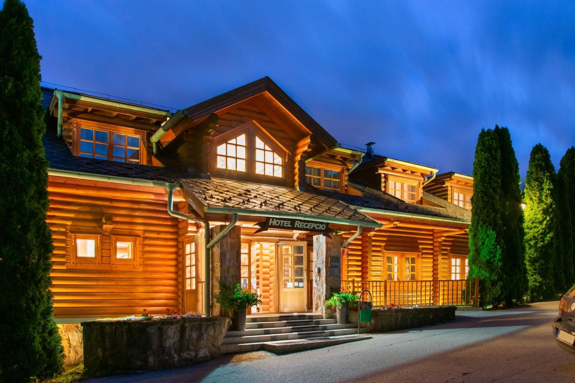 Szent Orbán Erdei Wellness Hotel Kóspallag Exterior foto