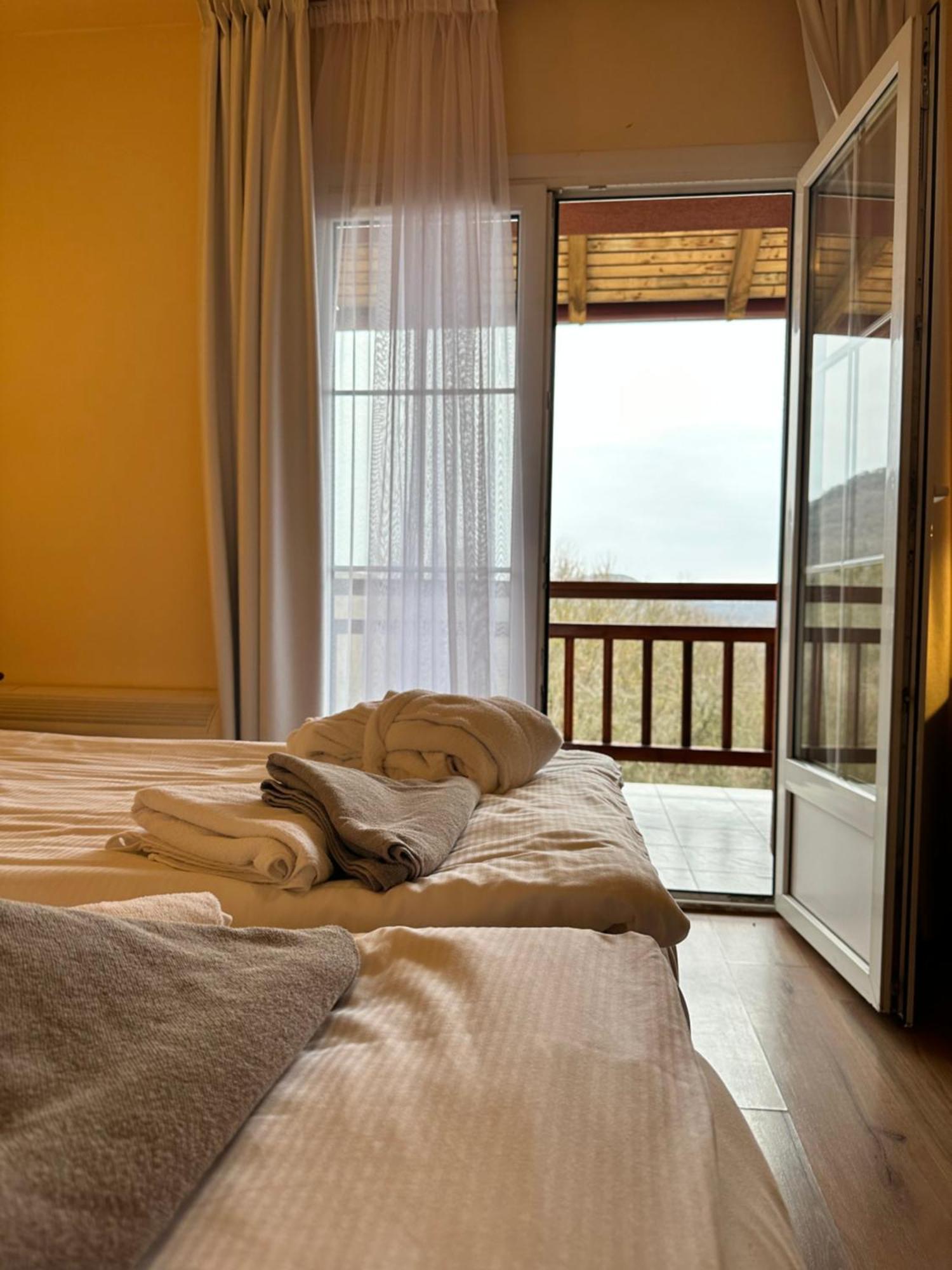 Szent Orbán Erdei Wellness Hotel Kóspallag Exterior foto