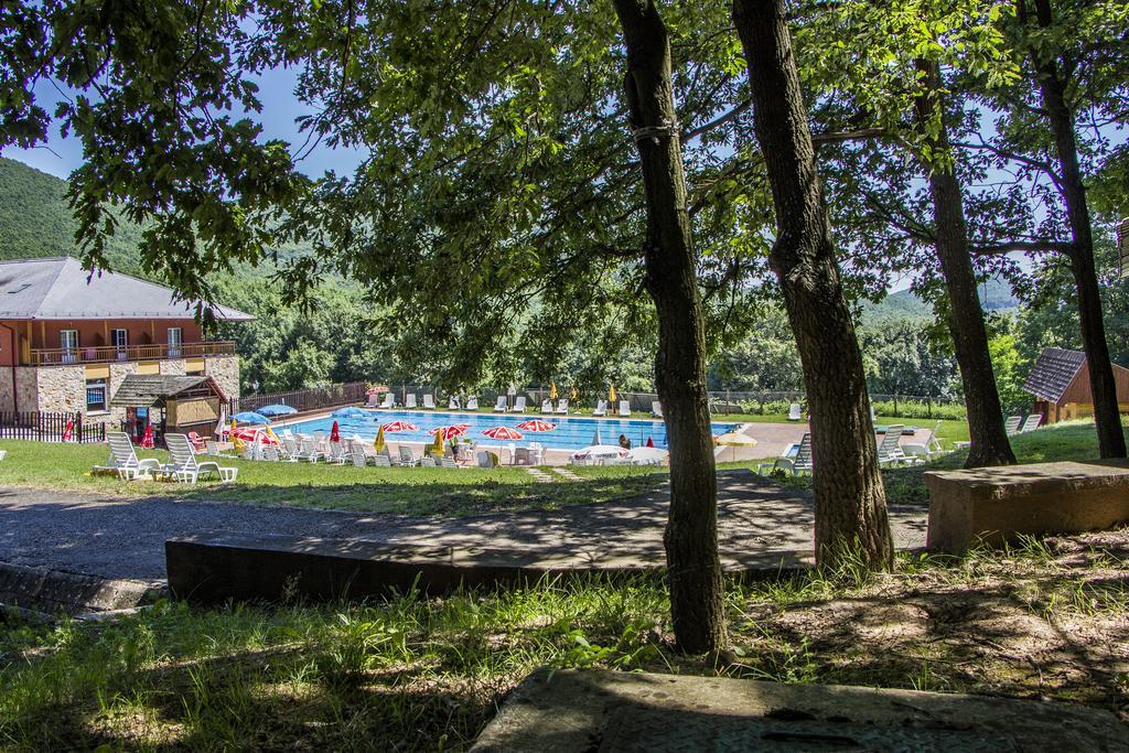 Szent Orbán Erdei Wellness Hotel Kóspallag Exterior foto