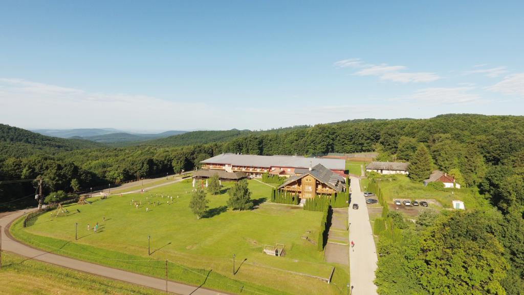 Szent Orbán Erdei Wellness Hotel Kóspallag Exterior foto